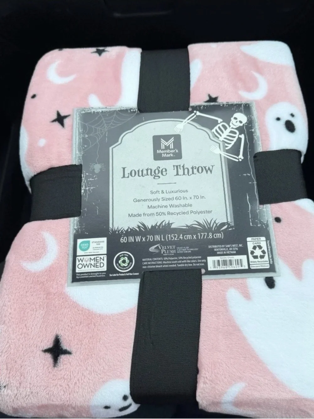 Member's Mark Oversized Pink Halloween Ghost Velvet Soft Throw Luxury 70”x 60”